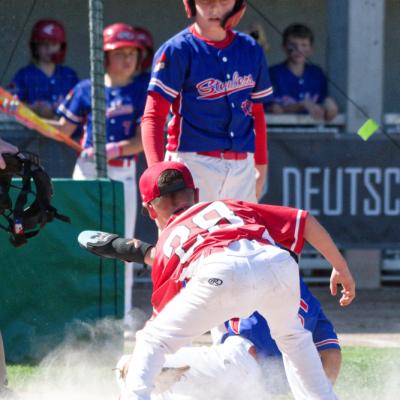 250920 Reds Stealers 0059