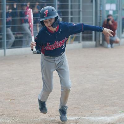 250921 Indians Stealers 0013