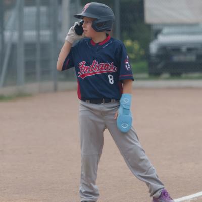 250921 Indians Stealers 0032